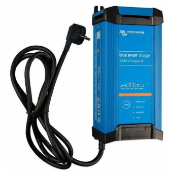 blue smart ip22 charger 12v 15a 3